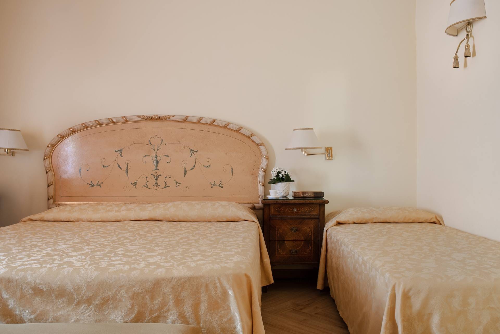 Parma E Oriente Montecatini Hotel Camere Villa Tripla Aggiunta 01