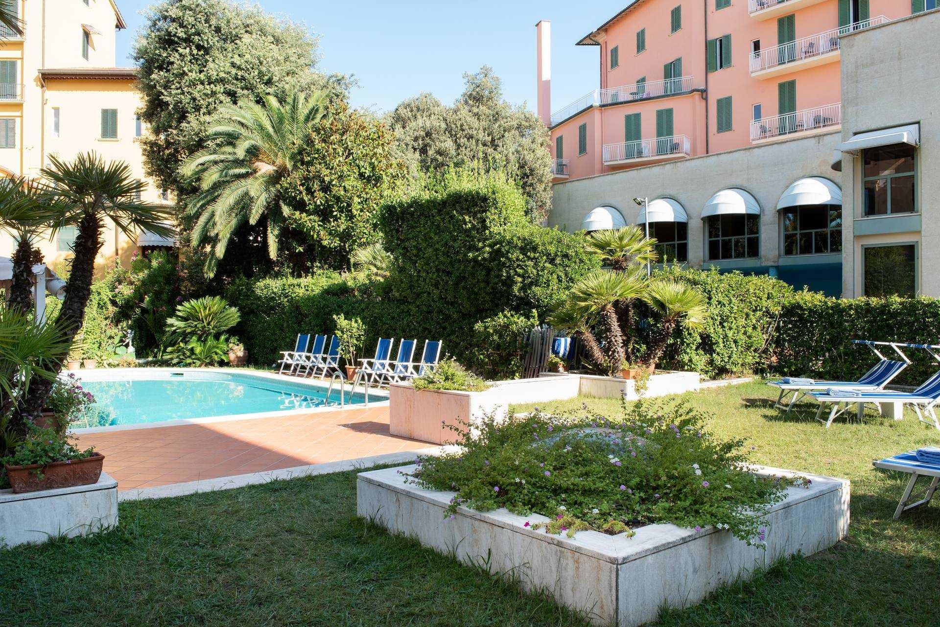 Parma E Oriente Montecatini Piscina 08