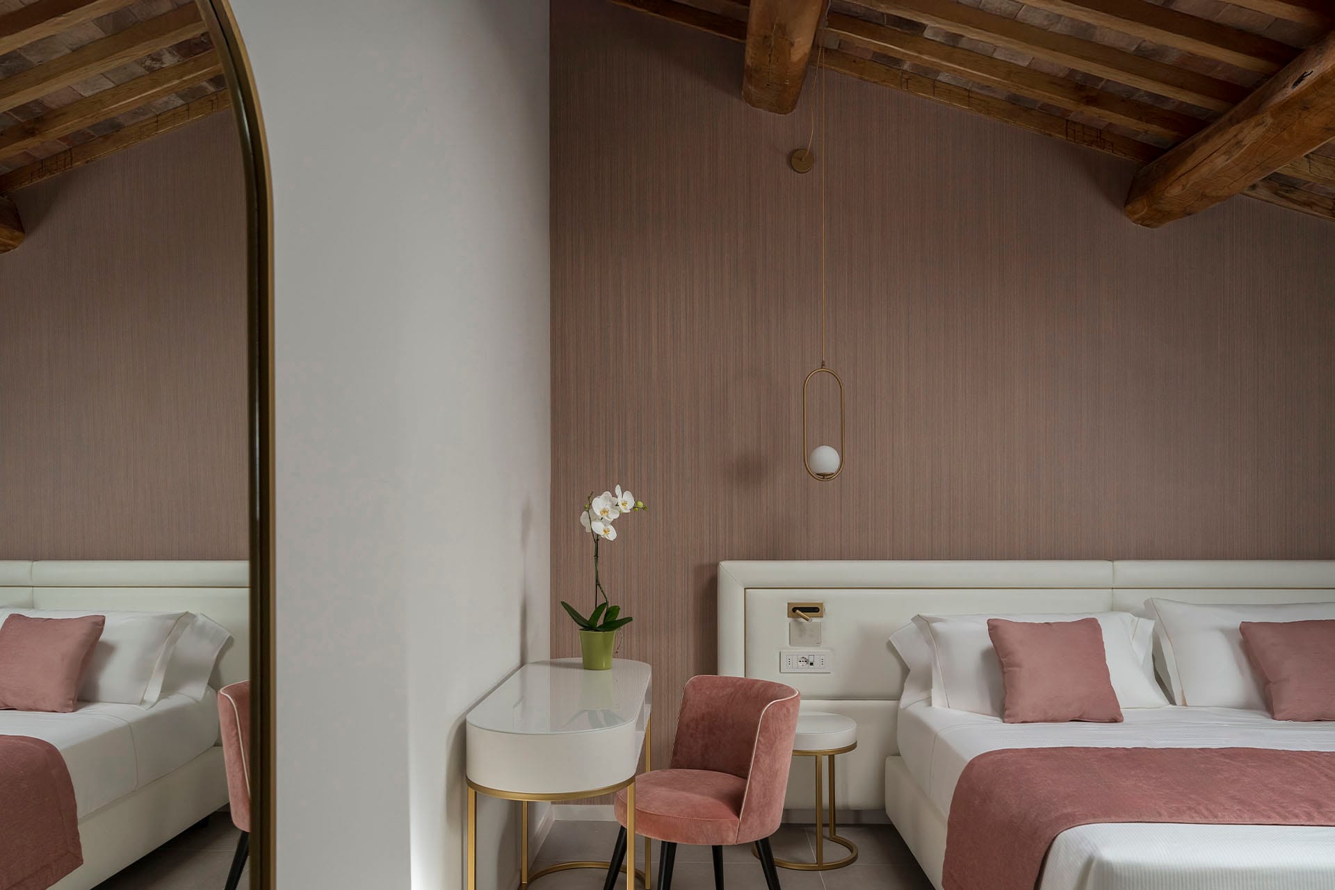 Junior Suite Vasca Idromassaggio Suite Aqua Mistica Parma E Oriente Montecatini 04